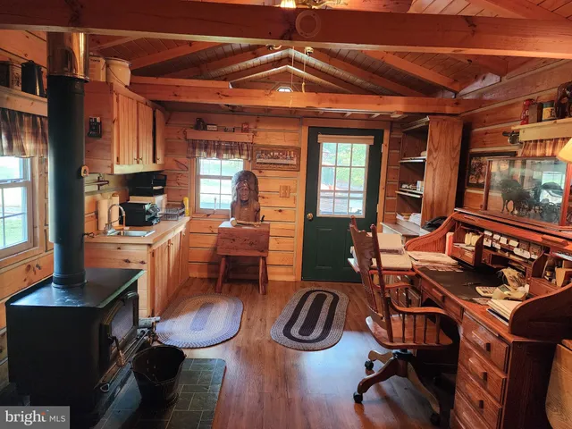 $830,000 | 14847 White Oak Ridge, Hancock, MD 21750