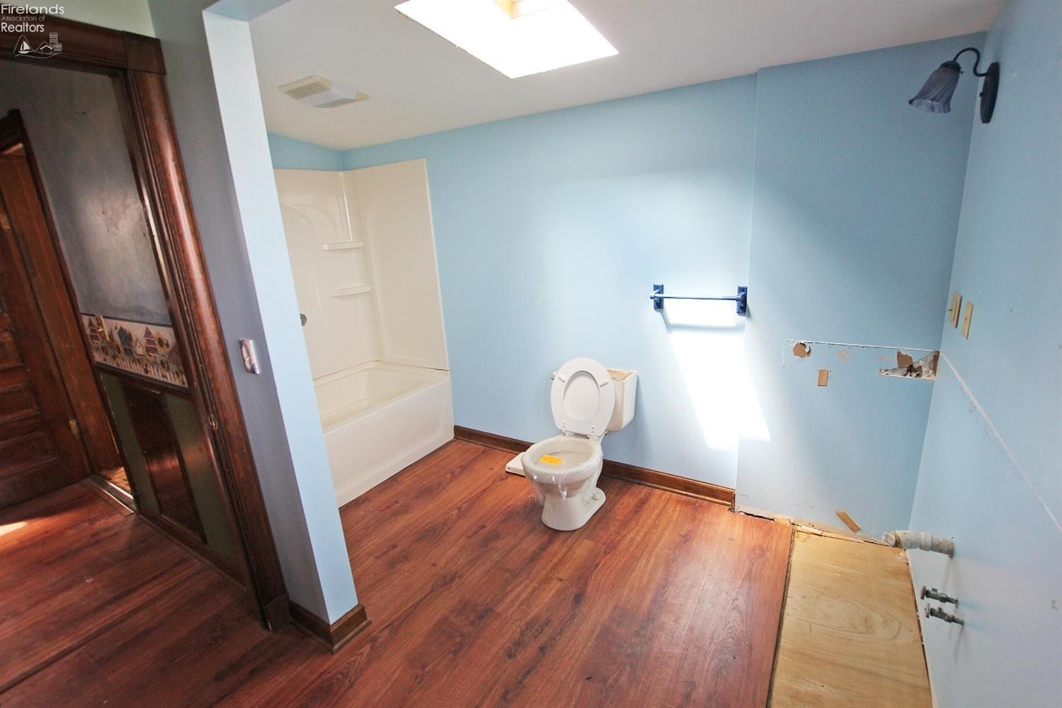 13819 Huffman Road Bowling Green, OH 43402 - Photo 4 of 17 Gallery Image 4