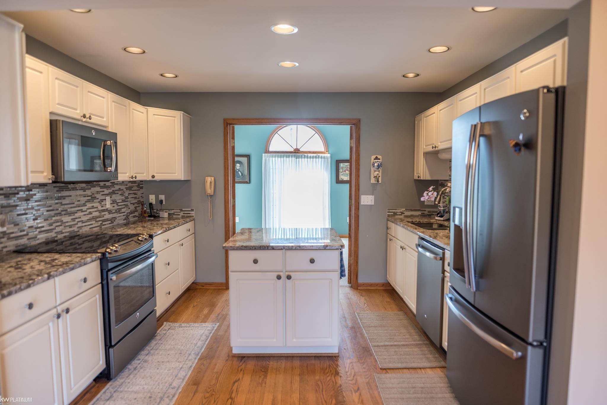 9980 Yale Road Avoca, MI 48006 - Photo 13 of 60