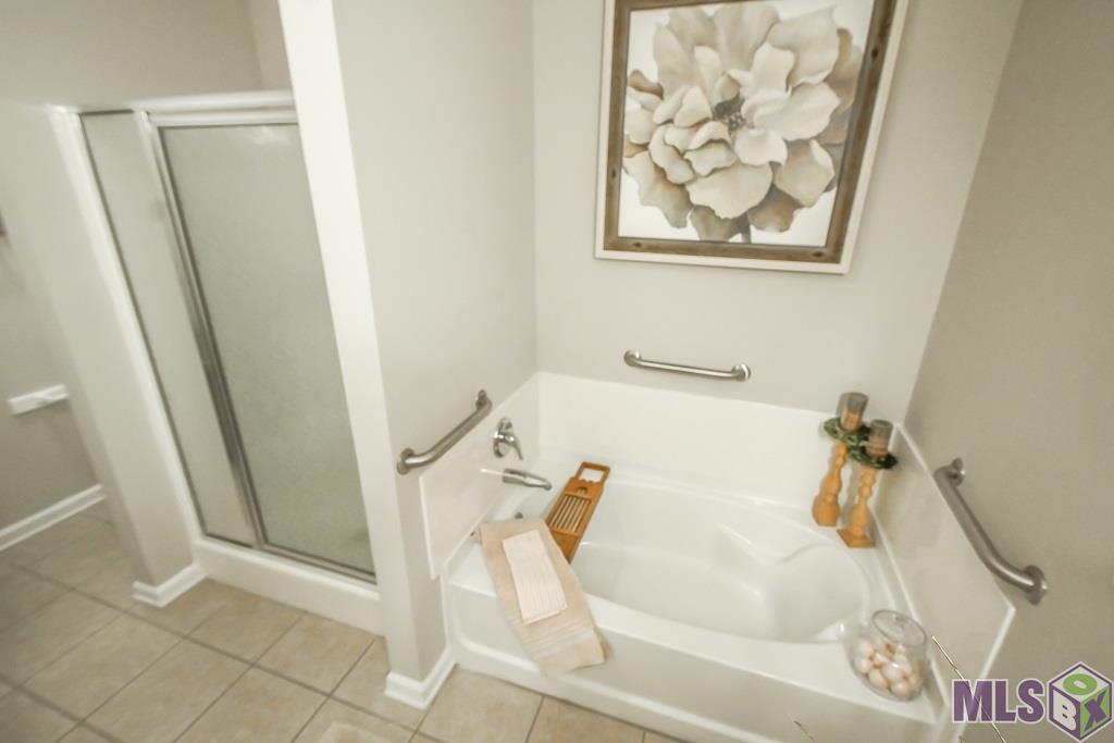 2329 Shadowbrook Drive Baton Rouge, LA 70816 - Photo 16 of 28 Gallery Image 16