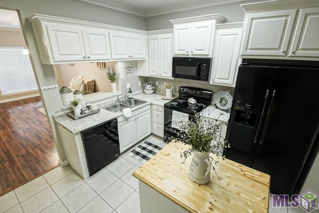 2329 Shadowbrook Drive Baton Rouge, LA 70816 - Photo 2 of 28 Gallery Image 2