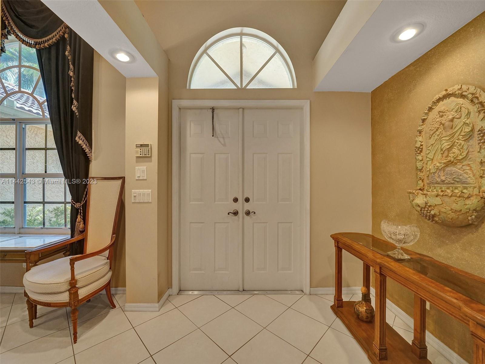 3273 Ridge Trace Davie, FL 33328 - Photo 15 of 74