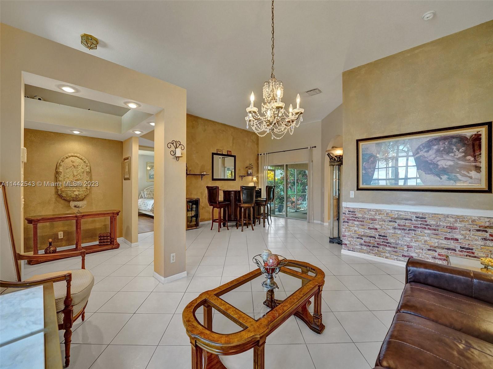 3273 Ridge Trace Davie, FL 33328 - Photo 7 of 74