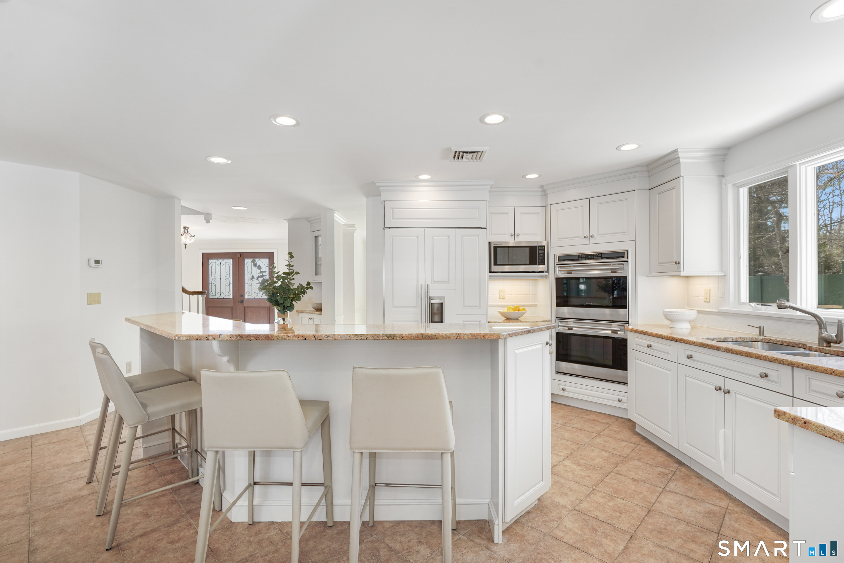 368 B Wilton Road Westport, CT 06880 - Photo 17 of 43