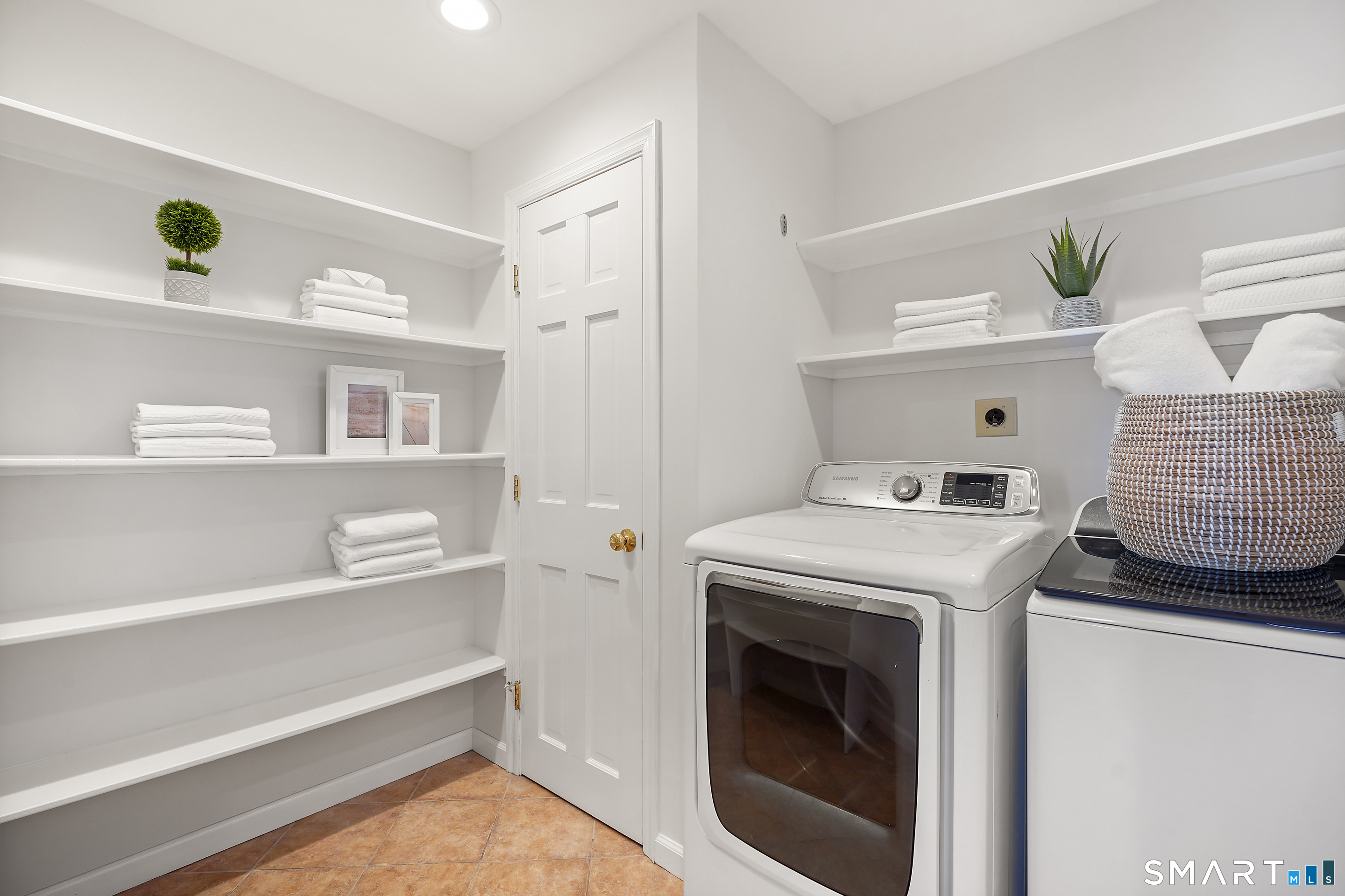 368 B Wilton Road Westport, CT 06880 - Photo 19 of 43