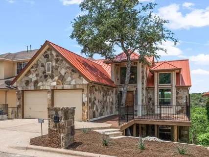 $950,000 | 10110 Echoridge Drive, Austin, TX 78750