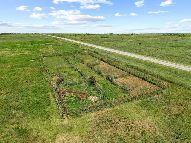 a view of an ocean from a yard