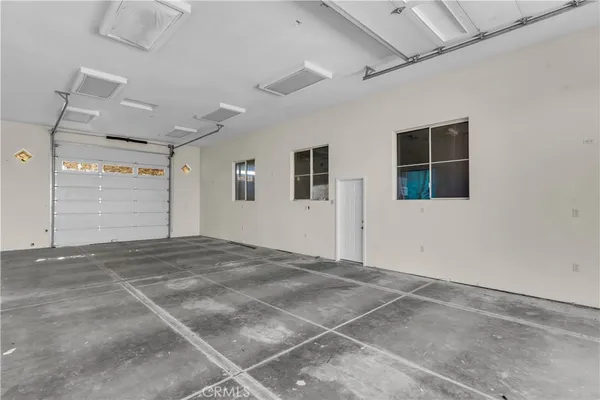 $899,000 | 10234 Clover Drive, Oak Hills, CA 92344