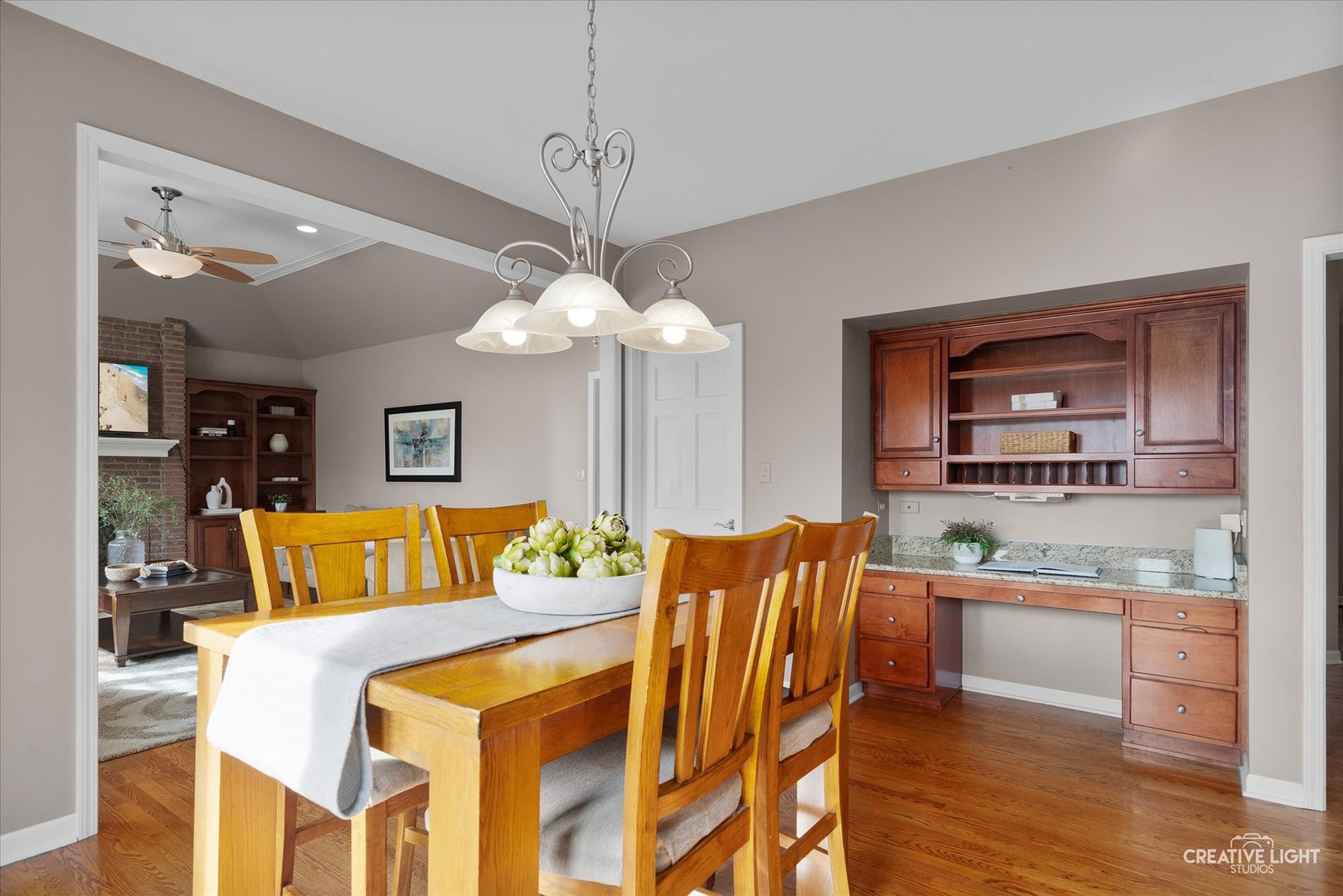 3508 Rollingridge Road Naperville, IL 60564 - Photo 13 of 39 Gallery Image 13