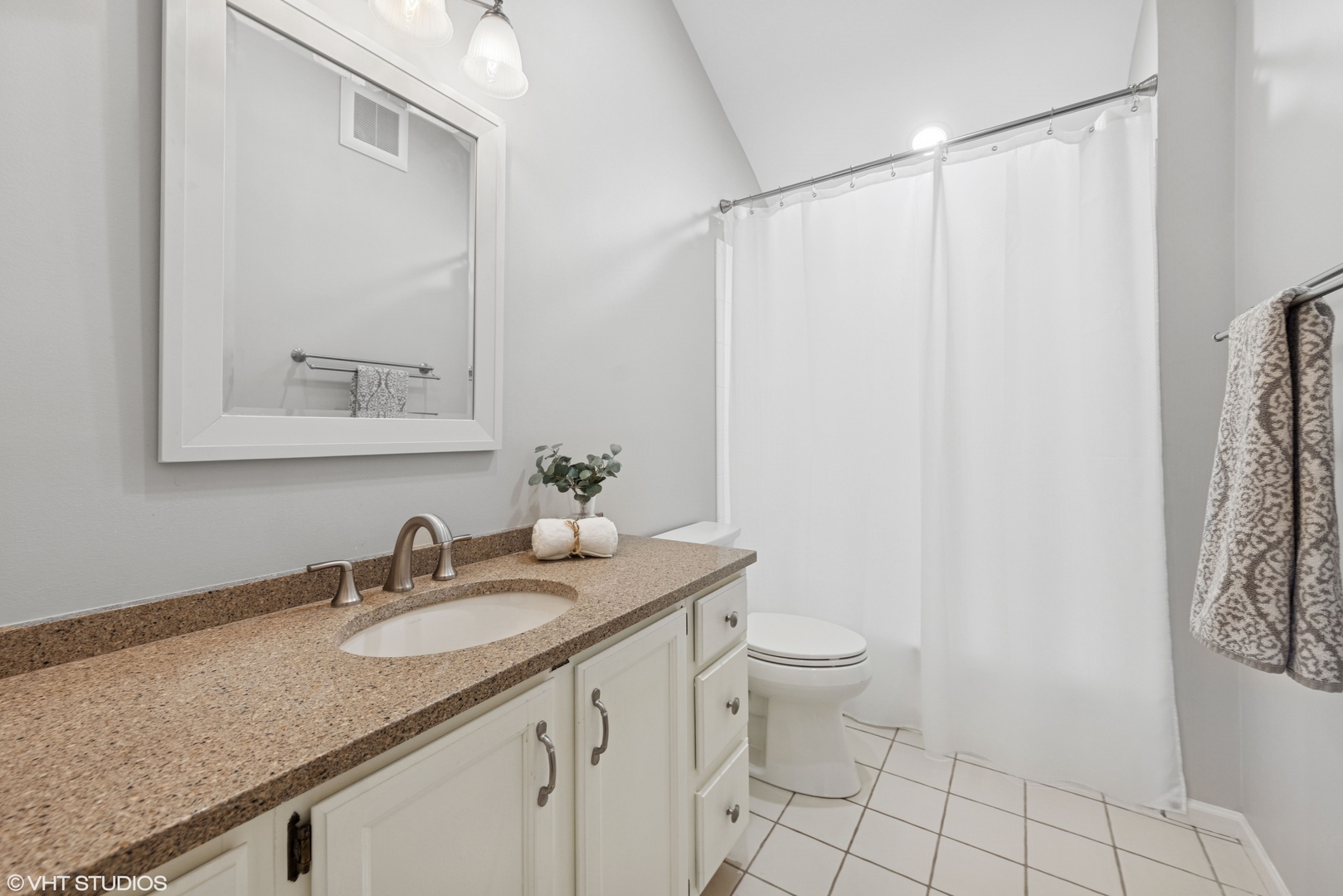 434 Ridge Avenue Clarendon Hills, IL 60514 - Photo 18 of 27 Gallery Image 18