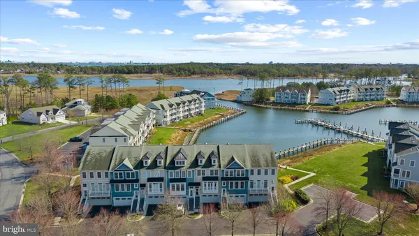 $650,000 | 11100 Crusader Lane, Unit 105, Berlin, MD 21811