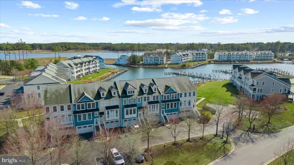 $650,000 | 11100 Crusader Lane, Unit 105, Berlin, MD 21811