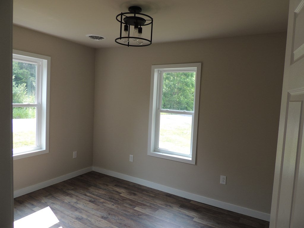 94 Stevens Creek Road Fries, VA 24330 - Photo 32 of 48 Gallery Image 32