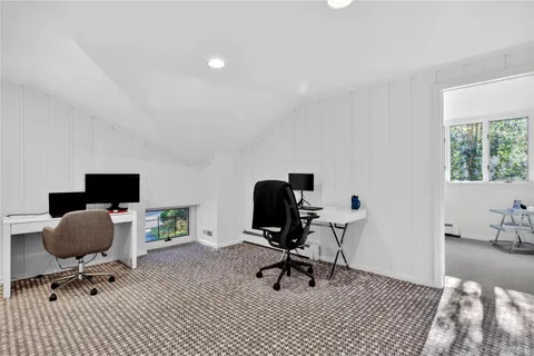 $2,199,000 | 5 S Branch, Roslyn, NY 11576