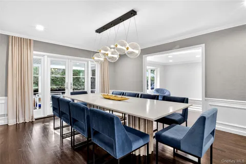 $2,199,000 | 5 S Branch, Roslyn, NY 11576