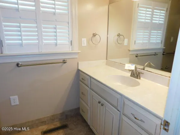 $214,000 | 2705 North Main Street, Tarboro, NC 27886