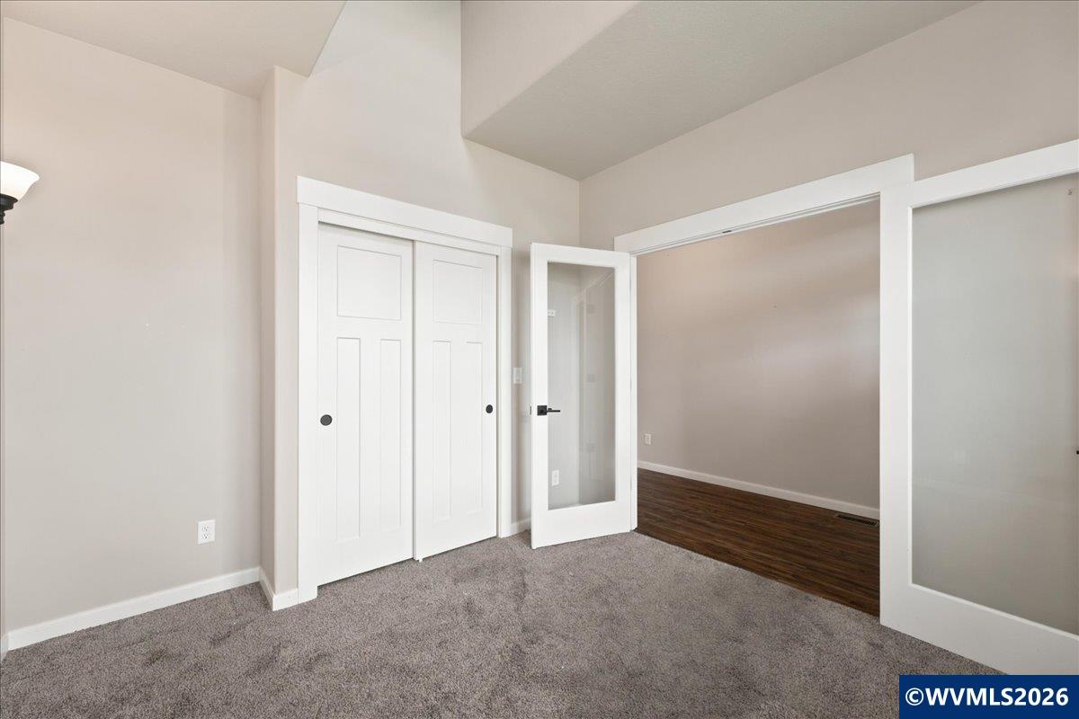 2020 Northeast Evergreen Avenue Albany, OR 97321 - Photo 8 of 29