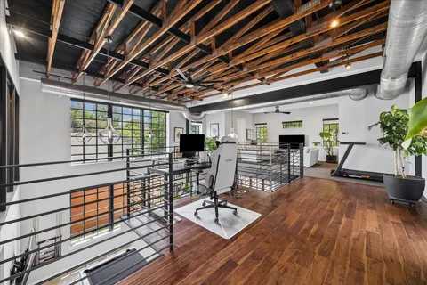 $700,000 | 2005 Terry Street, Houston, TX 77009