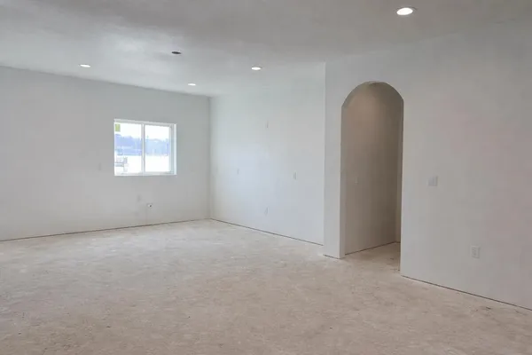 $724,900 | W647 Oak Shore, Fall River, WI 53932