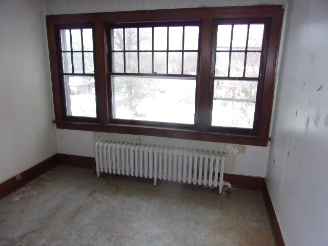 $43,500 | 1595 West Macon Street, Decatur, IL 62522