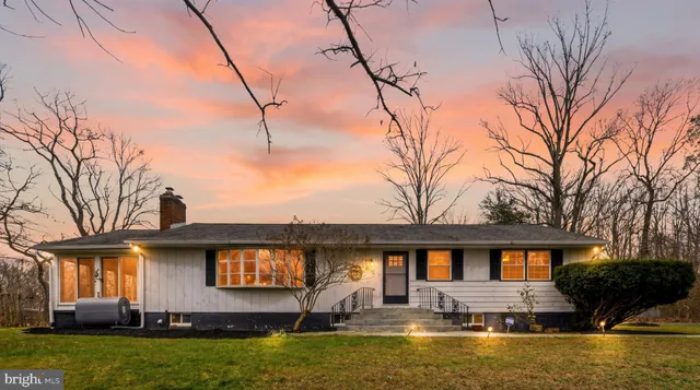 $1,250,000 | 17914 Mill Branch Place, Bowie, MD 20716