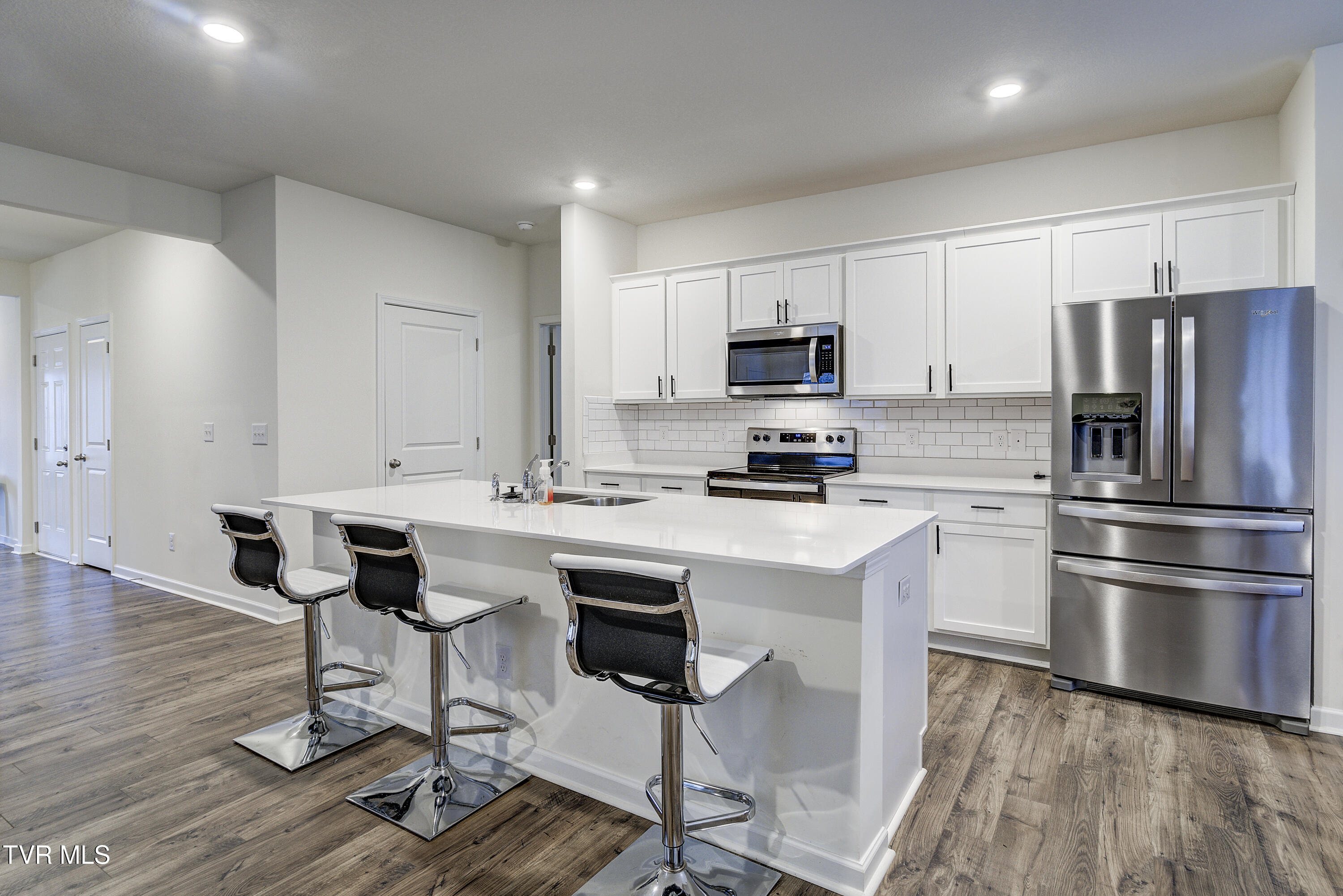 2472 Bridgeforth Crossing Kingsport, TN 37664 - Photo 15 of 69 Bridgeforth-12