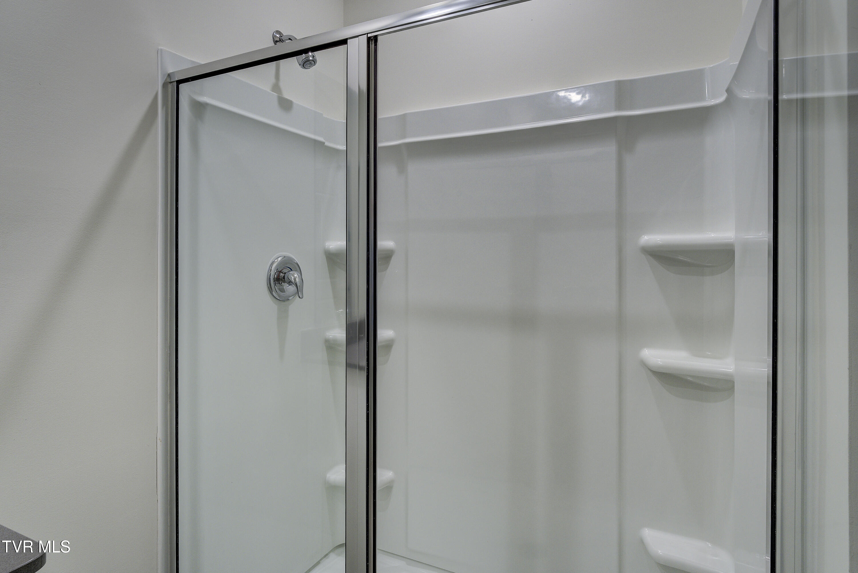 2472 Bridgeforth Crossing Kingsport, TN 37664 - Photo 31 of 69 Bridgeforth-28