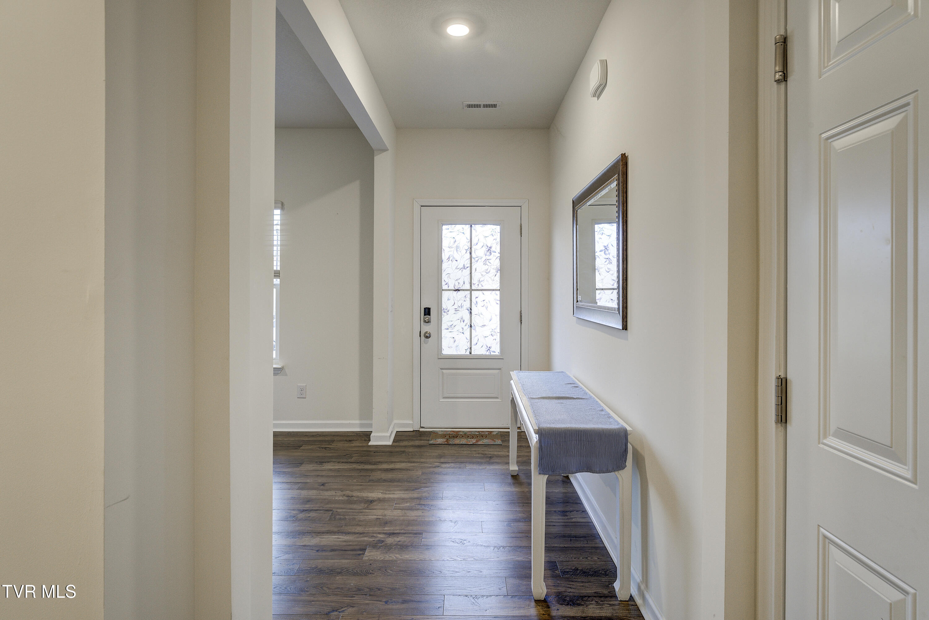 2472 Bridgeforth Crossing Kingsport, TN 37664 - Photo 7 of 69 Bridgeforth-4