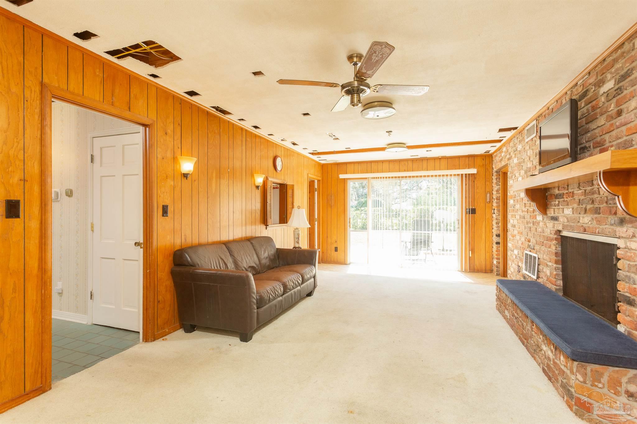 3141 Runnymede Road Pensacola, FL 32504 - Photo 5 of 39 Gallery Image 5