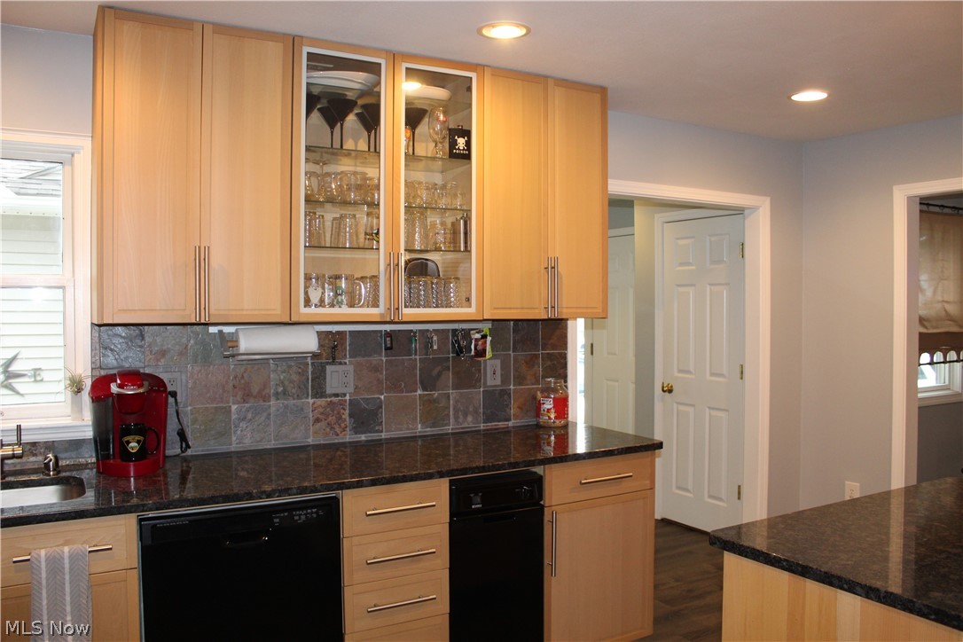7542 Ruth Street Mentor, OH 44060 - Photo 20 of 35