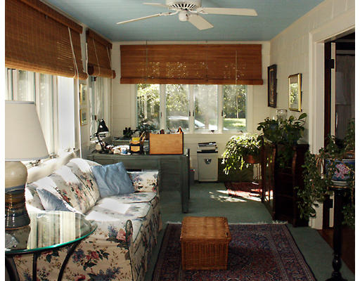 21 Garfield Road Melrose, MA 02176 - Photo 3 of 11 Gallery Image 3