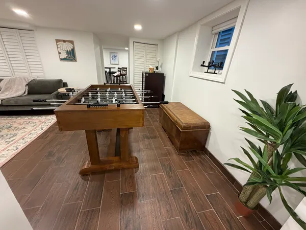 $3,500 | 1805 West Cuyler Avenue, Unit G, Chicago, IL 60613