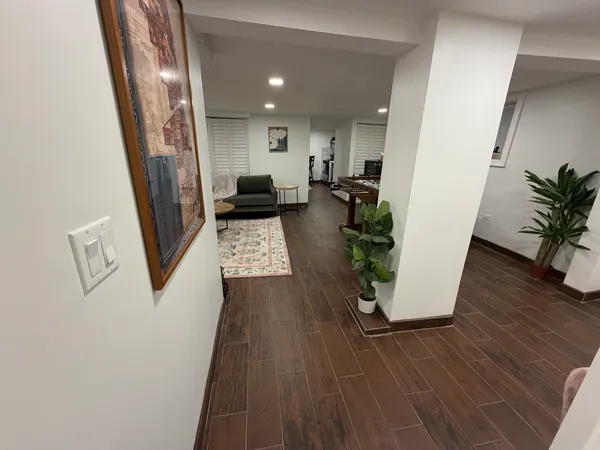 $3,500 | 1805 West Cuyler Avenue, Unit G, Chicago, IL 60613
