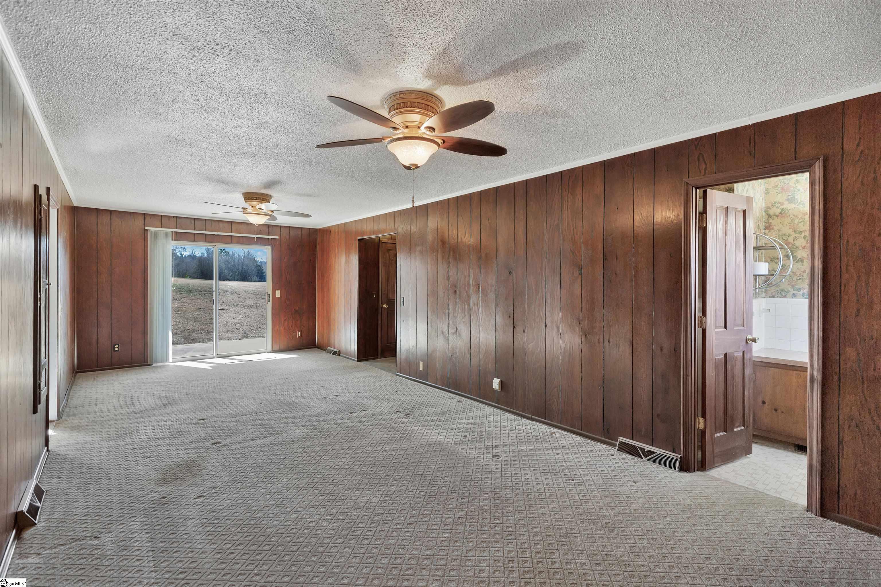 225 Cross Hill Road Easley, SC 29640 - Photo 21 of 33