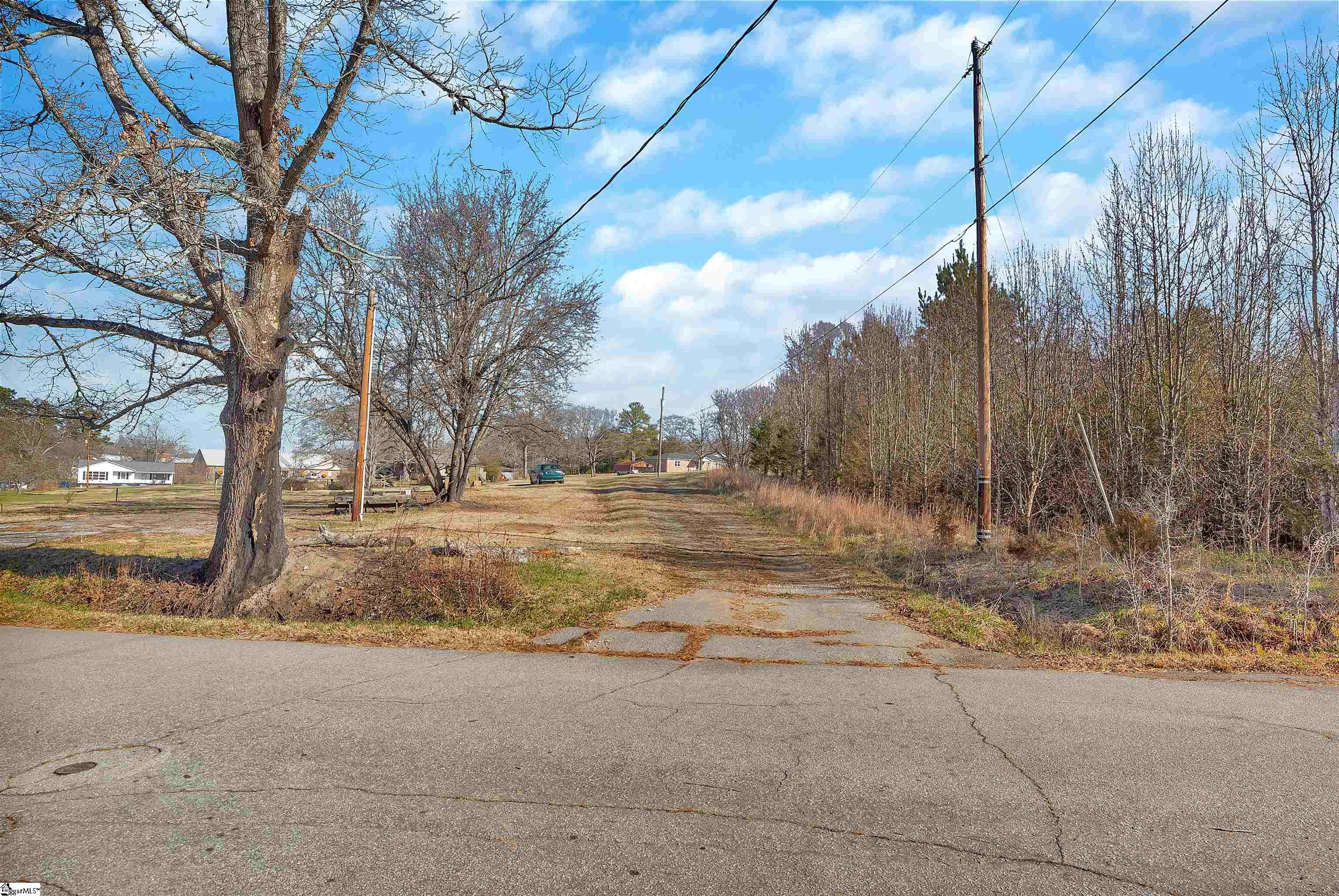 225 Cross Hill Road Easley, SC 29640 - Photo 31 of 33