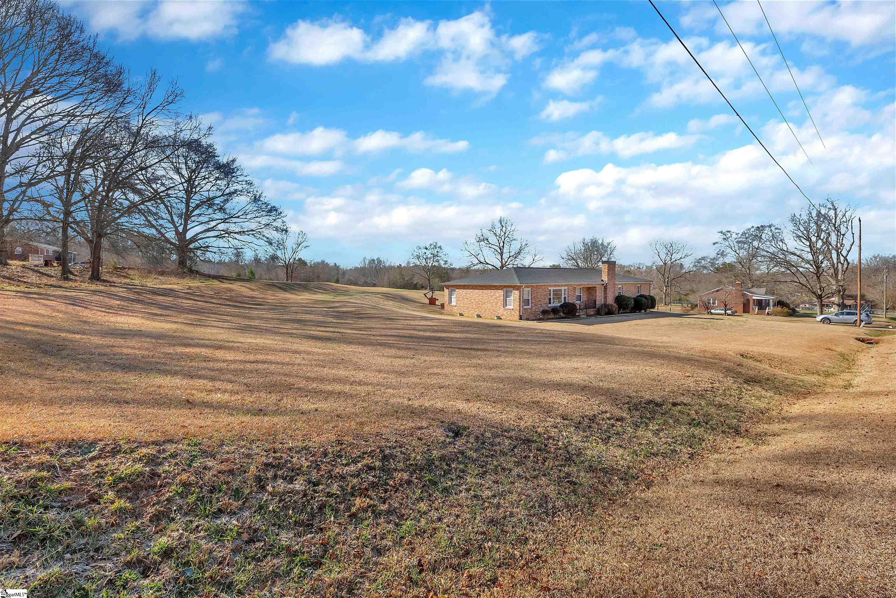 225 Cross Hill Road Easley, SC 29640 - Photo 5 of 33