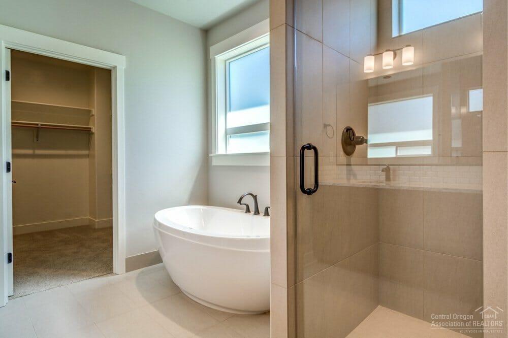 4368 Southwest 36th Street Redmond, OR 97756 - Photo 15 of 25 Additional Photo