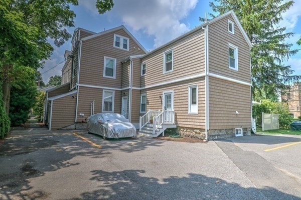 37 Walnut Place, Unit 2 Newton, MA 02460 - Photo 10 of 12