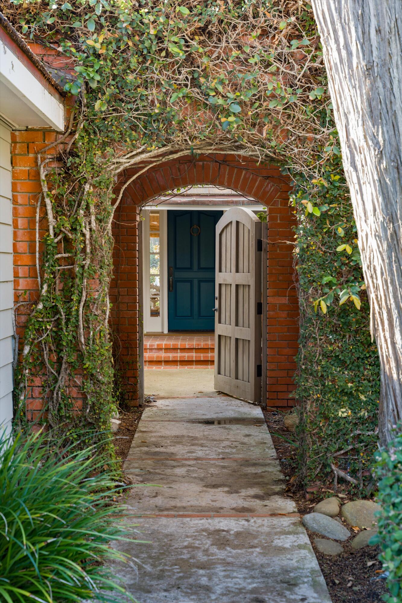 5 Rincon Point Lane Carpinteria, CA 93013 - Photo 4 of 51 04-5 Rincon Pt Ln-4