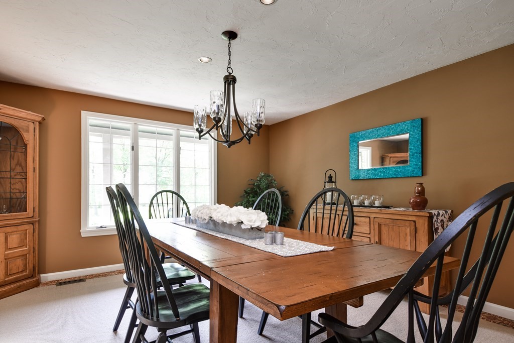 48 Teresa Road Hopkinton, MA 01748 - Photo 8 of 38 Gallery Image 8