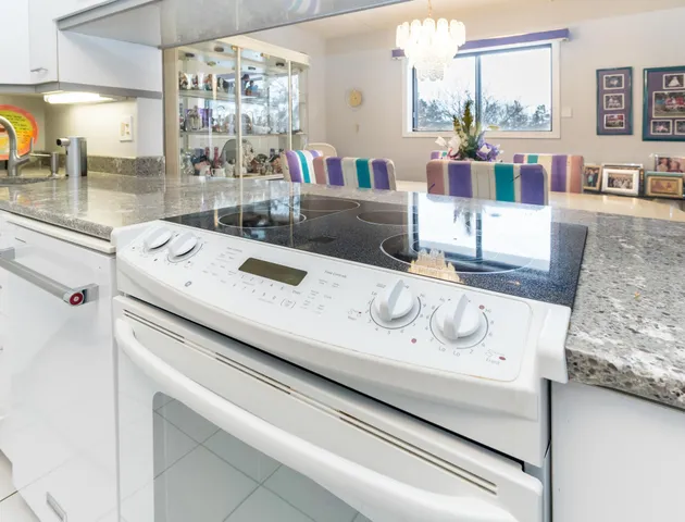 $249,000 | 10411 Cedar Lake Road, Unit 301, Minnetonka, MN 55305