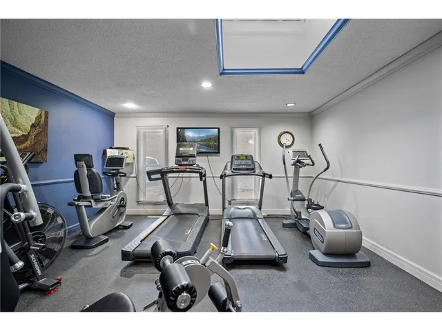 $249,000 | 10411 Cedar Lake Road, Unit 301, Minnetonka, MN 55305