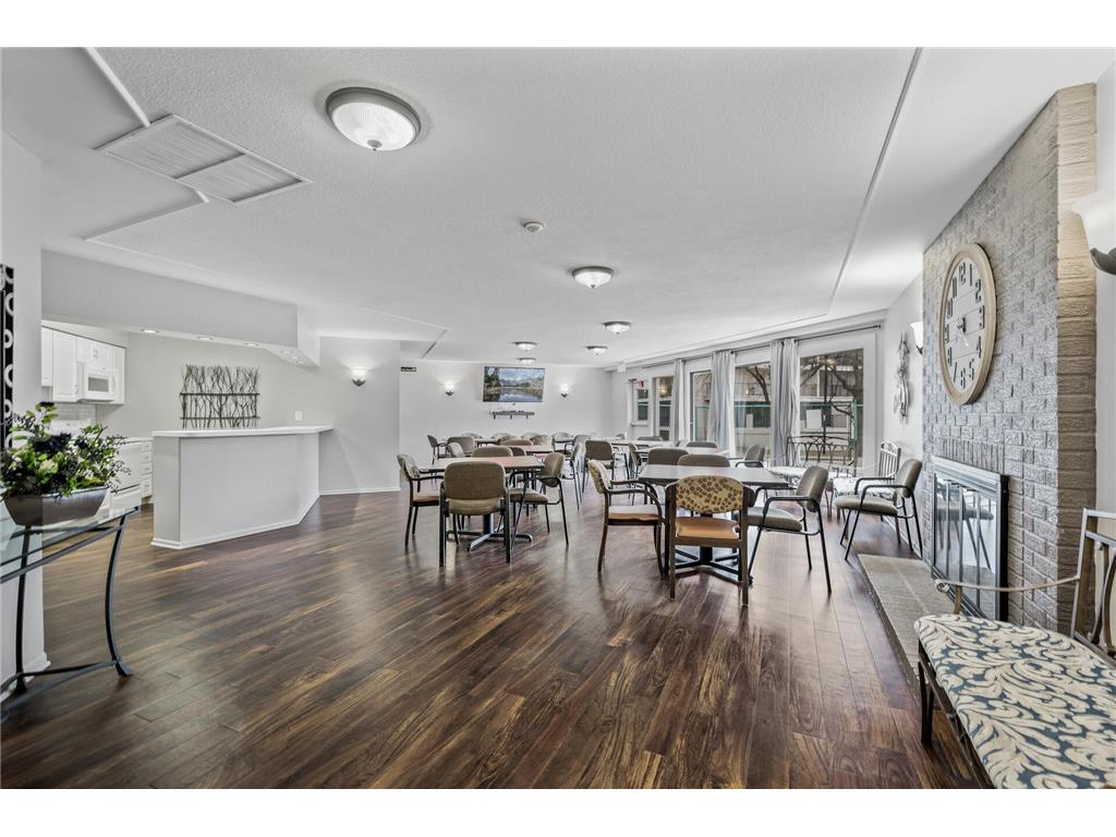 10411 Cedar Lake Road, Unit 301 Minnetonka, MN 55305 - Photo 39 of 46