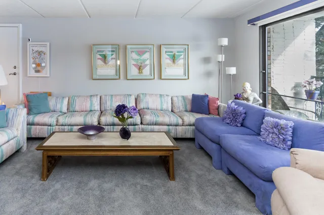 $249,000 | 10411 Cedar Lake Road, Unit 301, Minnetonka, MN 55305