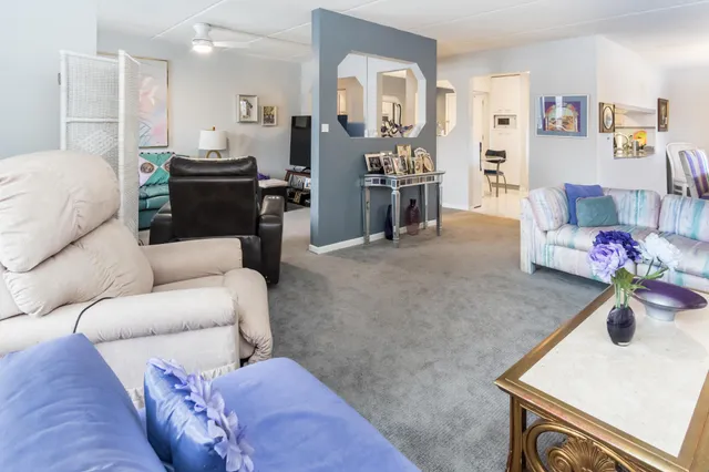 $249,000 | 10411 Cedar Lake Road, Unit 301, Minnetonka, MN 55305