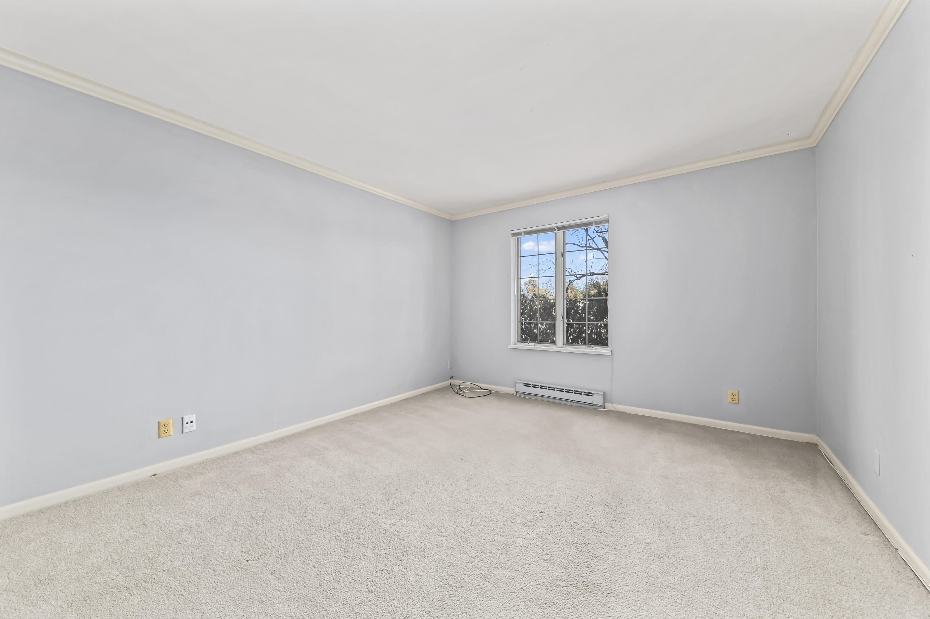 13335 Watertown Plank Road, Unit 211 Elm Grove, WI 53122 - Photo 15 of 29 EUP_9772