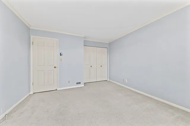 $279,900 | 13335 Watertown Plank Road, Unit 211, Elm Grove, WI 53122