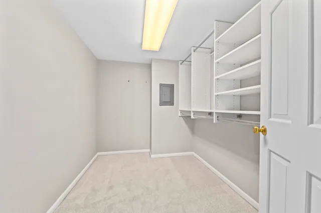 $279,900 | 13335 Watertown Plank Road, Unit 211, Elm Grove, WI 53122