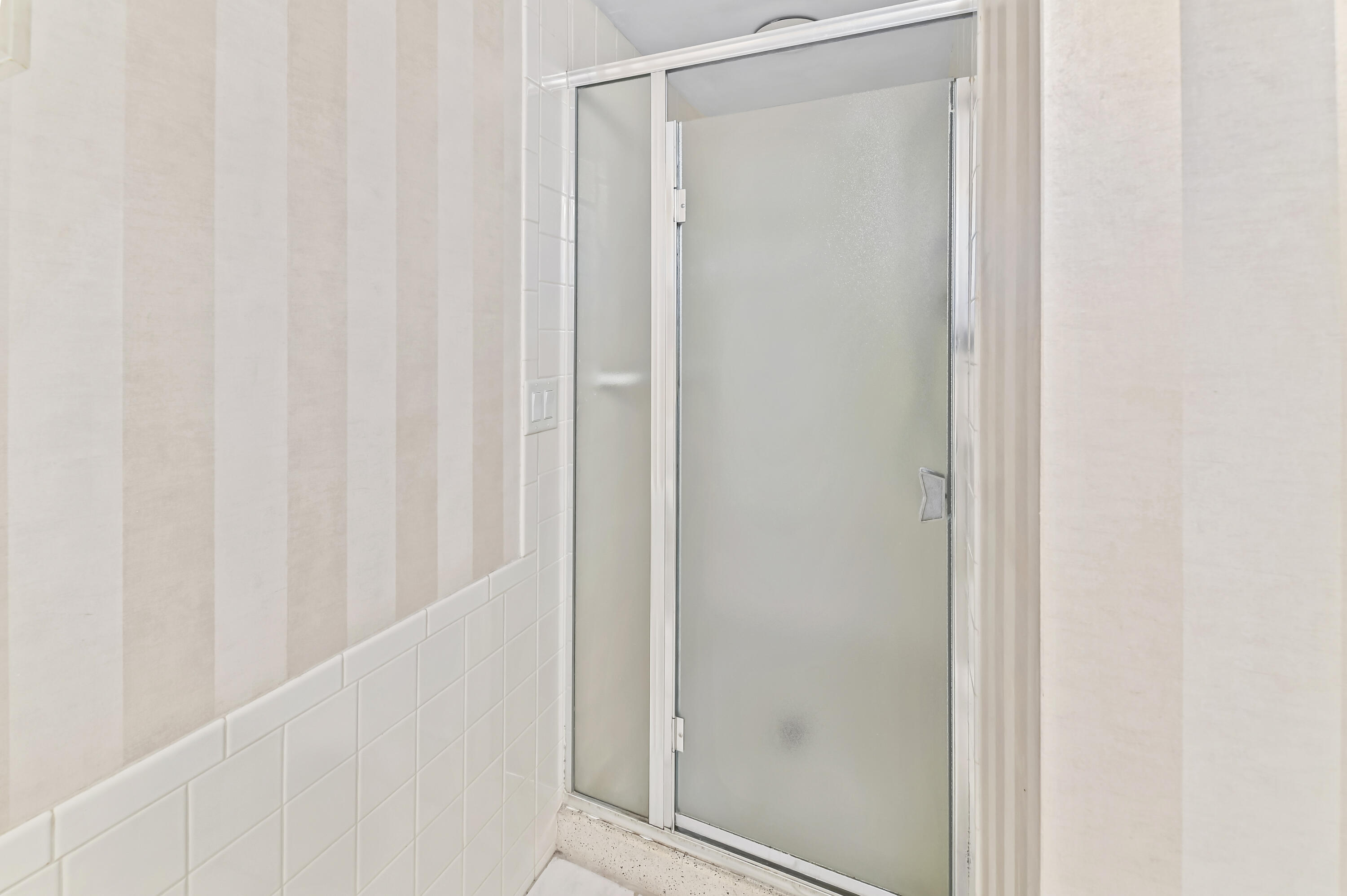 13335 Watertown Plank Road, Unit 211 Elm Grove, WI 53122 - Photo 23 of 29 EUP_9820