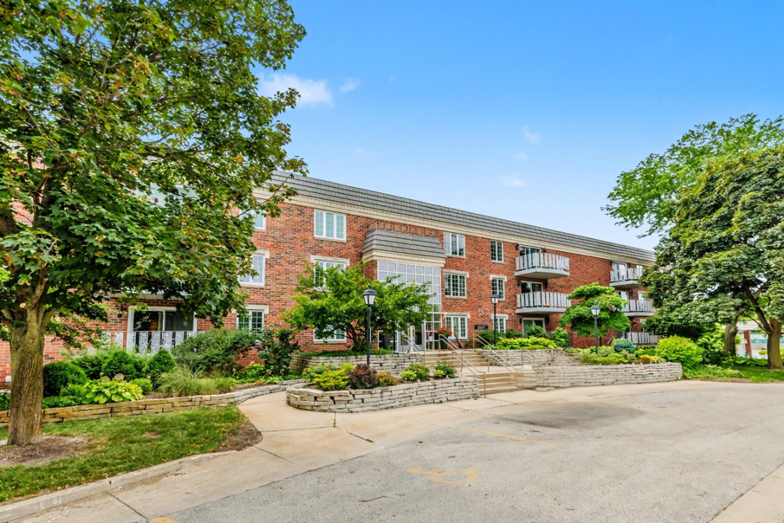 13335 Watertown Plank Road, Unit 211 Elm Grove, WI 53122 - Photo 29 of 29 DOY_3552